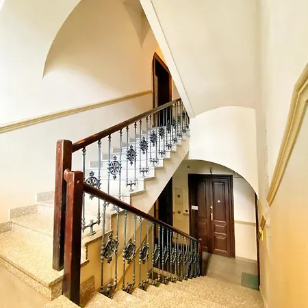 Apartament Czarny Z Jacuzzi Krakow Exterior photo